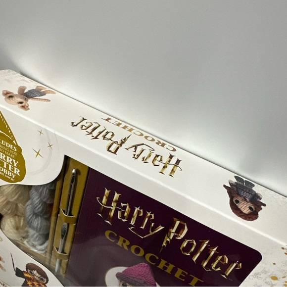 Harry Potter Crochet Kit 14 Projects From the Wizarding World. NEW. Sealed Box - Picture 2 of 4